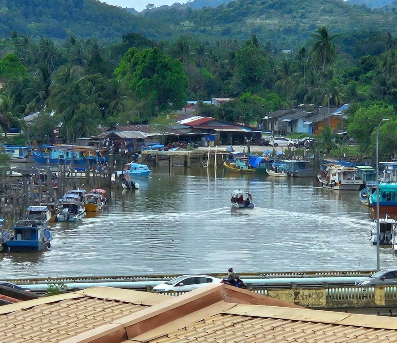 Based - Mersing Esterno foto